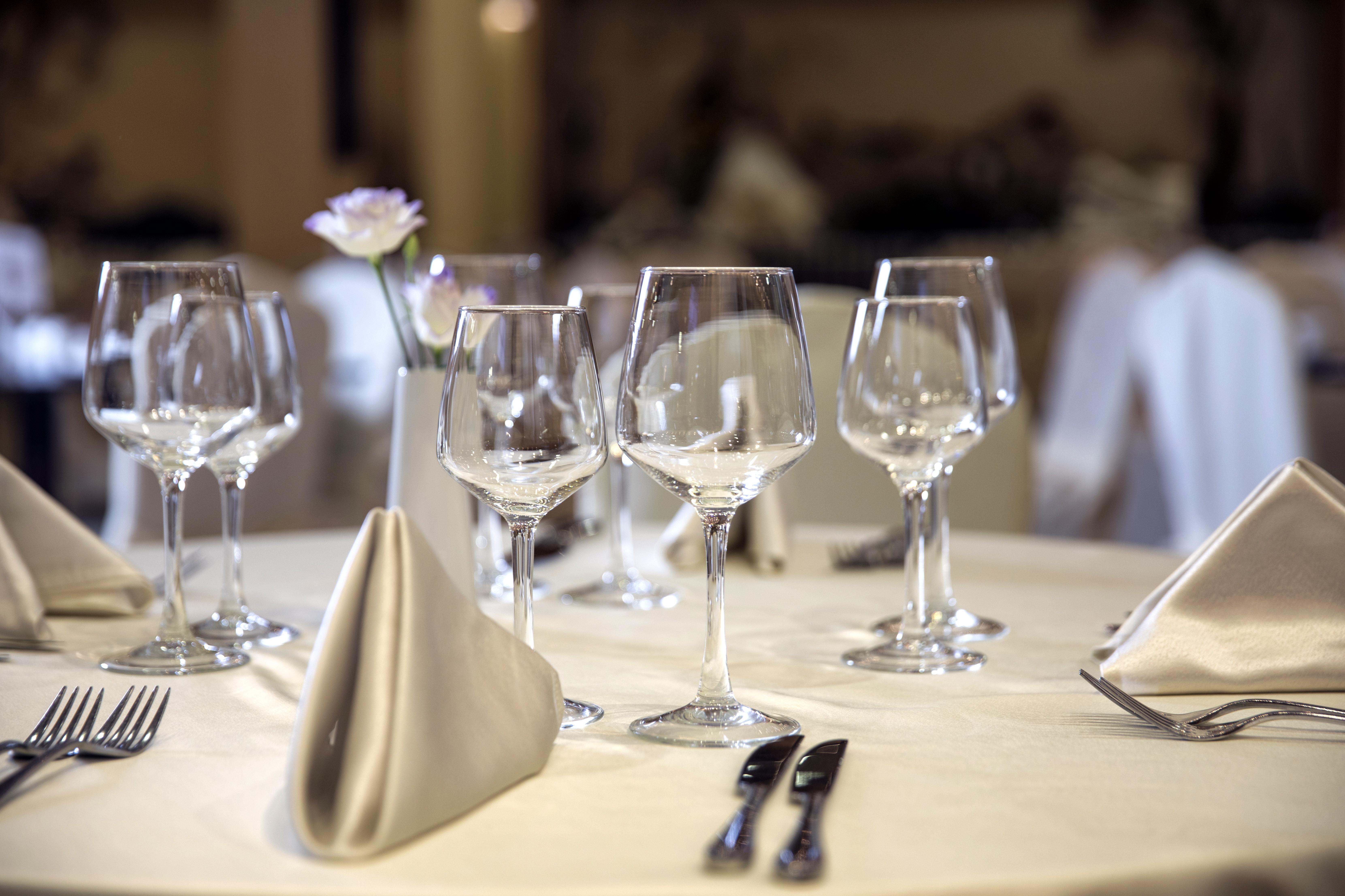 Premier Luxury Mountain Resort Bansko Exterior foto Wine glasses