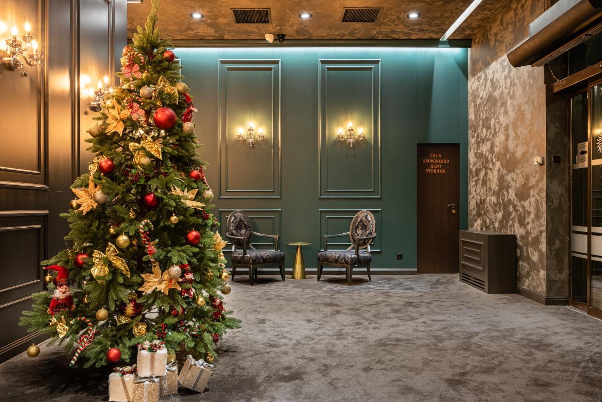 Premier Luxury Mountain Resort Bansko Exterior foto The lobby of the hotel