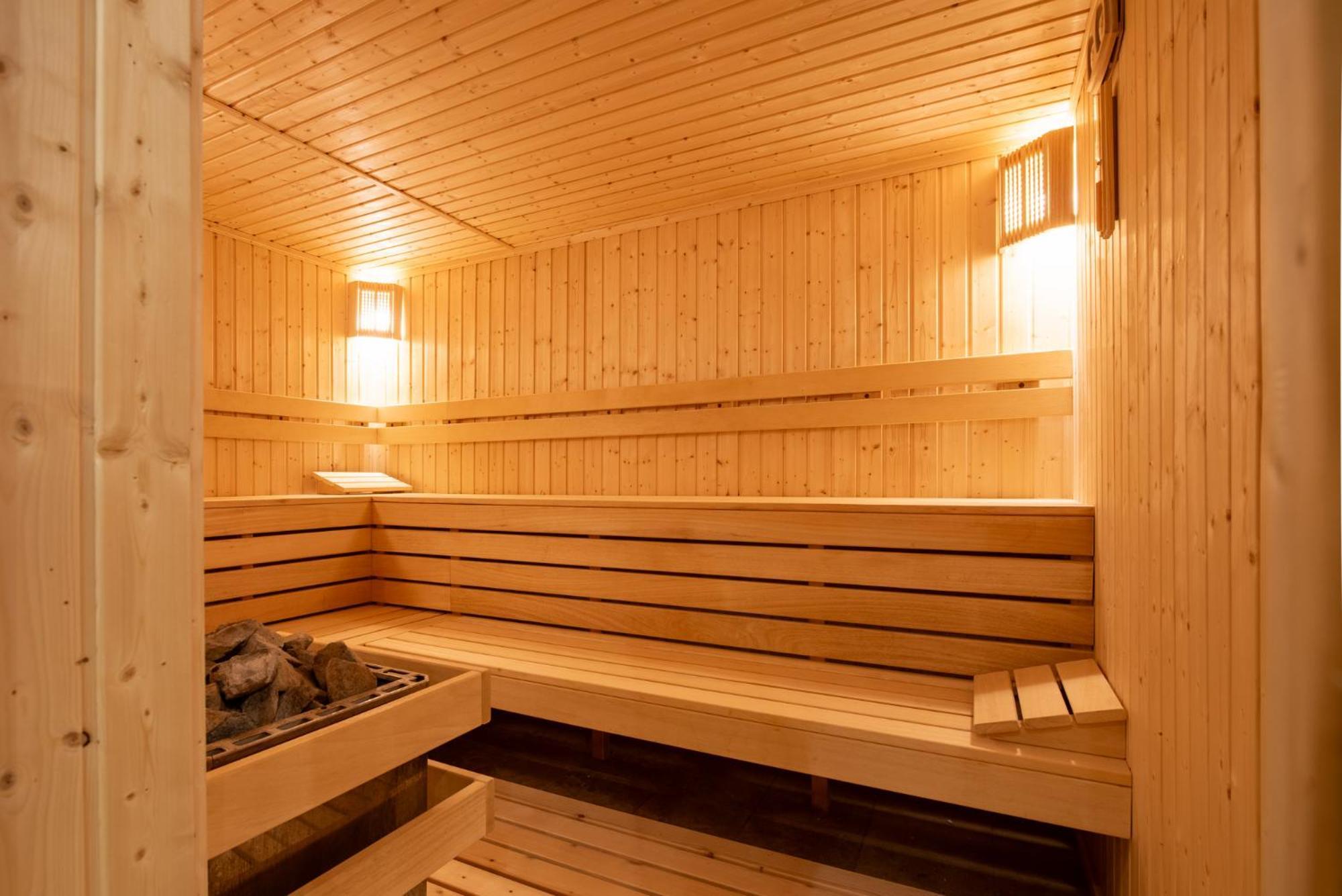 Premier Luxury Mountain Resort Bansko Exterior foto A modern Finnish sauna