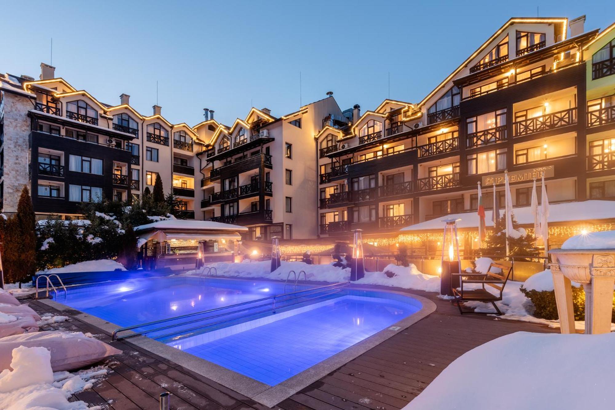 Premier Luxury Mountain Resort Bansko Exterior foto The complex in 2016